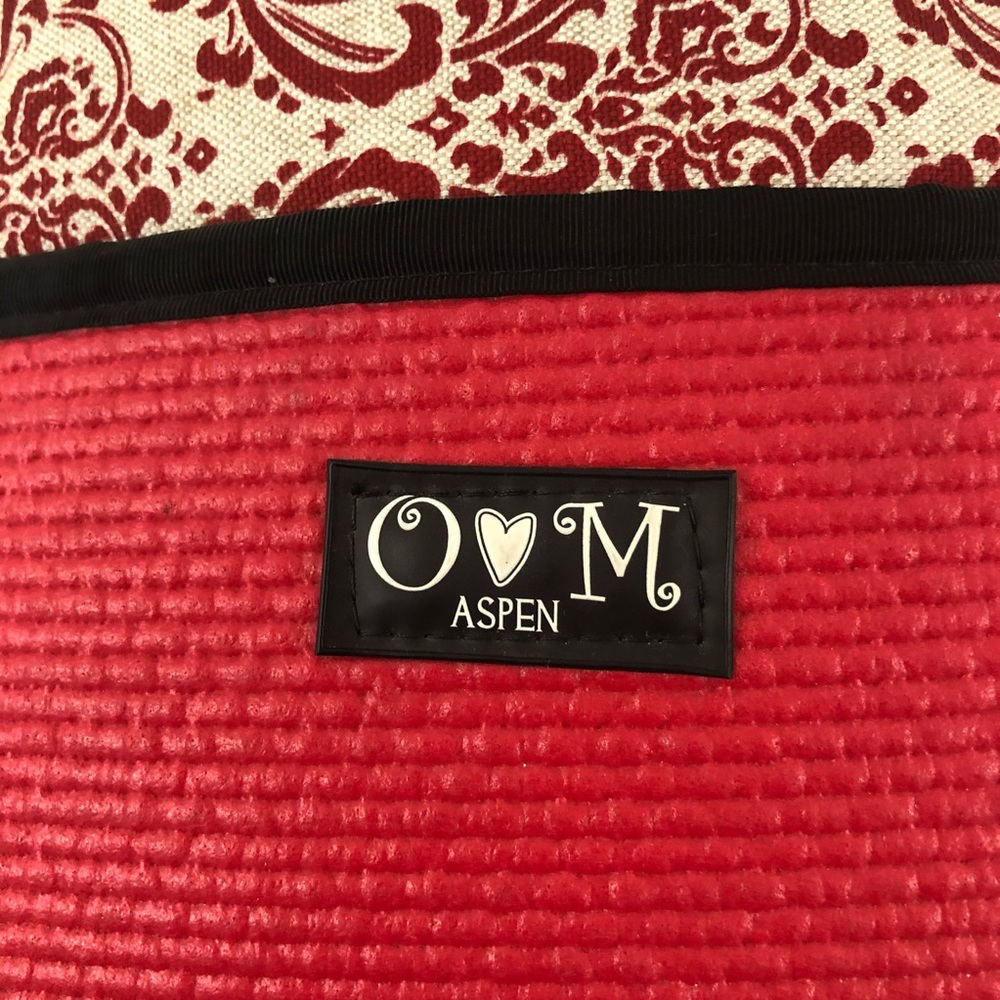O Loves M Aspen Crossbody Bag Purse Red Womens Zip Closure - Picture 2 of 11